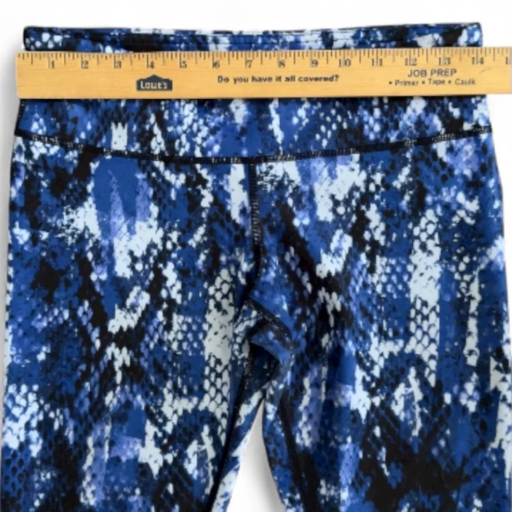 ALO Yoga vibrant blue